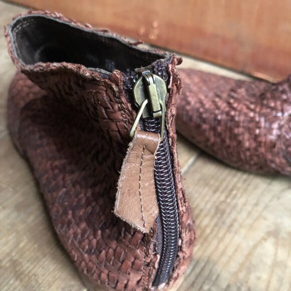 Rare Ron White Woven Leather Ankle Boots size 39.5 women's Shoes - Picture 9 of 10